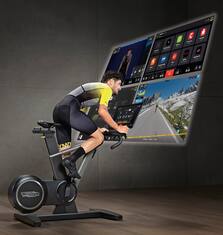 Ciclismo high tech, la nuova Technogym Ride