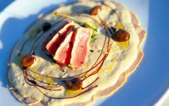 (GERMANY OUT)   Food; Beverage; Meat, veal, cooked veal with tuna mayonnaise, vitello tonnato   (Photo by Stanzel\ullstein bild via Getty Images)