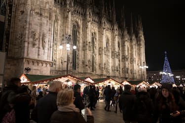 MILAN, ITALY - DECEMBER 12: General view of Christmas Market during of Christmas atmosphere in Milan on December 12, 2019 in Milan, Italy. (Photo by Stefano Guidi/Getty Images)