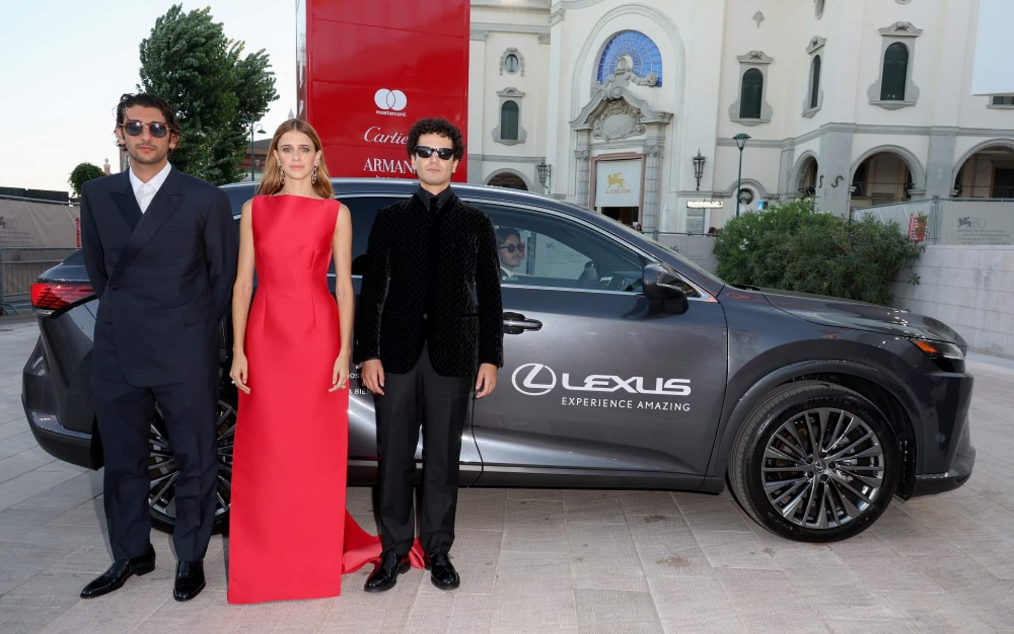 Pietro Castellitto, Benedetta Porcaroli e Giorgio Quarzo Guarascio alla Mostra del Cinema di Venezia con Lexus