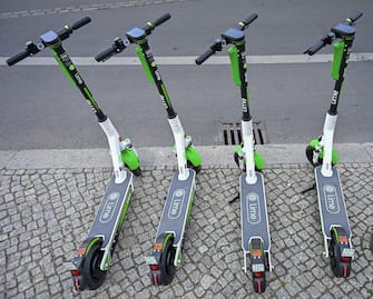 E-scooter for rent are parked in the center of Berlin on June 19, 2019. - Germany had authorised on last May 17, 2019 battery-powered scooters on its streets and cycle paths but banned them from pavements to protect pedestrians as the two-wheeled craze continues to spread across Europe. (Photo by Tobias SCHWARZ / AFP)        (Photo credit should read TOBIAS SCHWARZ/AFP via Getty Images)