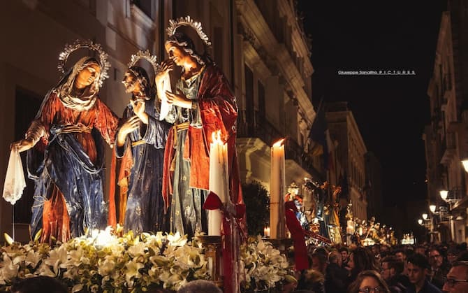Processioni del Venerdì Santo, le 8 più suggestive da vedere in Italia.  FOTO