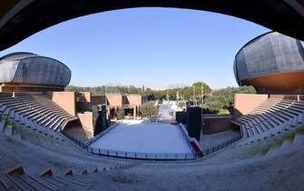 461478602 A general view shows the auditorium Parco Della Musica designed by Italian architect Renzo Piano on January 13, 2015 in Rome. The three large concert halls are Sala Petrassi, in memory of Goffredo Petrassi, about 700 seats, sala Sinopoli, in memory of Giuseppe Sinopoli, about 1200 seats and Sala Santa Cecilia, about 2800 seats. They are structurally separated to ensure soundproofing, though joined at the base by a continuous lobby. A fourth "concert hall", called Cavea, is the open air theater recalling ancient Greek and Roman theaters. The auditorium inaugurated in 2002 has several nicknames such as blobs, beetles, scarabs, turtles, insect carapaces. AFP PHOTO / ANDREAS SOLARO (Photo credit should read ANDREAS SOLARO/AFP via Getty Images)