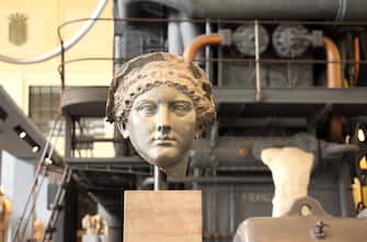 Testa di Agrippina minore, in prestito dalla Glyptoteca Ny Carlsberg ed esposta per la prima volta nel museo Centrale Montemartini, Roma, 31 maggio 2016. 
ANSA/ MICHELA SUGLIA 