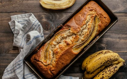 Banana Day, la ricetta per un banana bread light e vegano