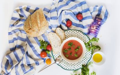 Gazpacho, la ricetta originale della zuppa fredda tipica Andalusa