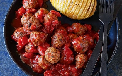 Polpette di carne al sugo, la ricetta della nonna