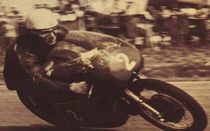 Motociclismo, addio alla leggenda Carlo Ubbiali: vinse 9 mondiali