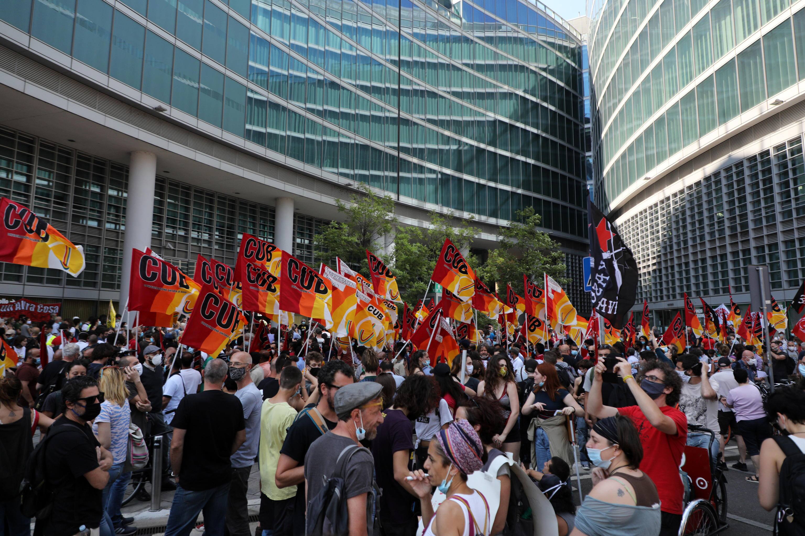 Protesta centri sociali