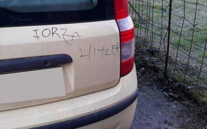 Scritta neonazista sull'auto di un'insegnante ebrea nel Milanese