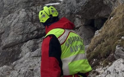 Precipita per trenta metri in dirupo, salvo escursionista in Valsesia