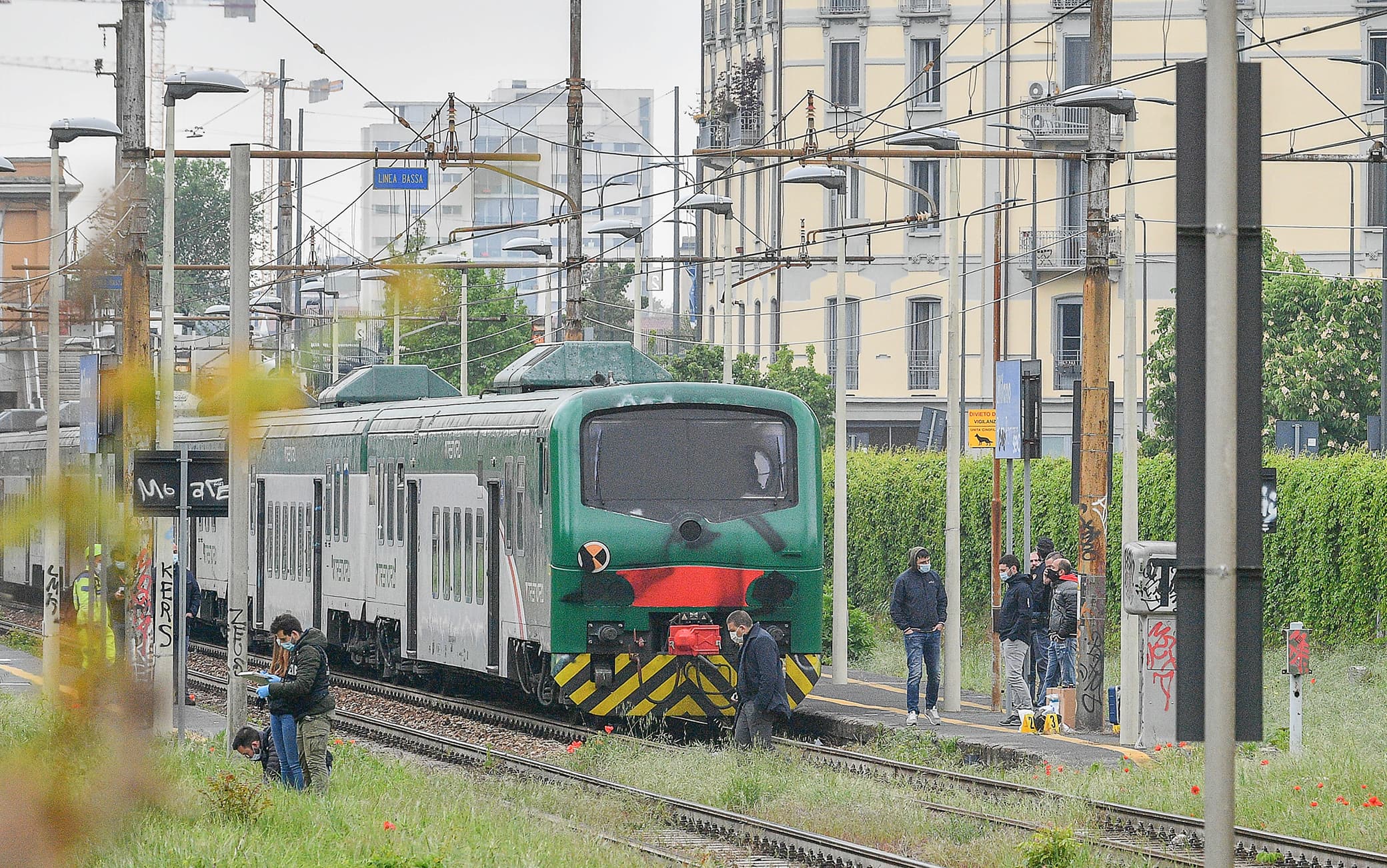 Convoglio ferroviario Trenord bloccato nella stazione di Porta Romana a seguito di azione da parte di antagonisti No Tav,   27 Aprile,  2021,  ANSA/Andrea Fasani




