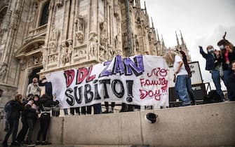 Sostenitori del ddl Zan contestano leader della Lega Matteo Salvini al suo arrivo a un presidio in piazza Duomo contro il ddl Zan, Milano, 15 Maggio 2021. Ansa/Matteo Corner