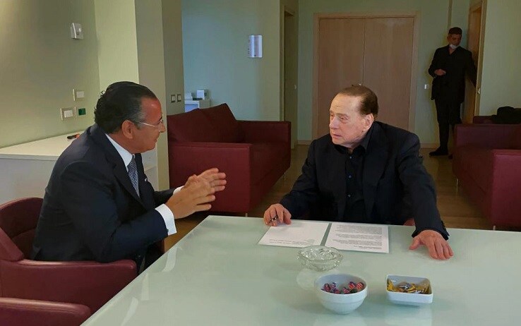 L'incontro tra Silvio Berlusconi e Kamel Ghribi