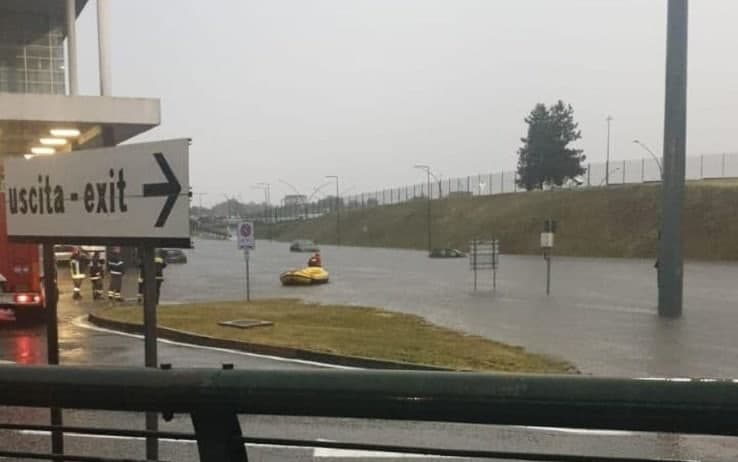 La situazione a Malpensa durante il nubifragio La situazione a Malpensa durante il nubifragio