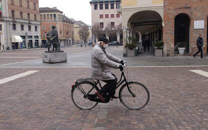 Covid, obbligo di mascherine all'aperto in centro a Cremona