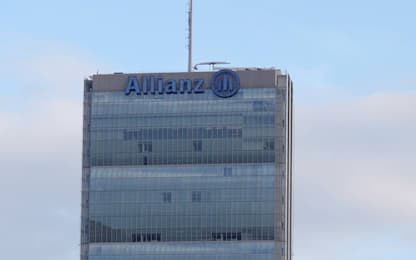 M’illumino di Meno, venerdì la Torre Allianz spegnerà luci e insegne