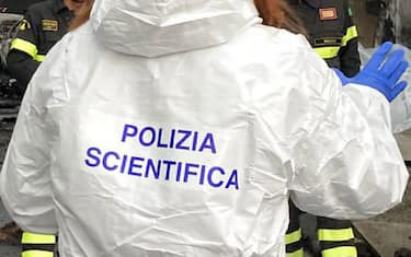 Il sopralluogo della Polizia Scientifica a San Donato Milanese dove ieri si è verificato il disastro aereo che ha provocato 8 morti, 04 ottobre 2021.
ANSA/  UFFICIO STAMPA POLIZIA DI STATO
+++ ANSA PROVIDES ACCESS TO THIS HANDOUT PHOTO TO BE USED SOLELY TO ILLUSTRATE NEWS REPORTING OR COMMENTARY ON THE FACTS OR EVENTS DEPICTED IN THIS IMAGE; NO ARCHIVING; NO LICENSING +++