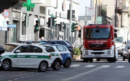Incidente sul lavoro a Milano, crolla un muro: ferito operaio 28enne
