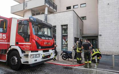 Milano, incendio in un'abitazione in zona Navigli: morta una donna