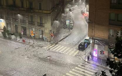 Grandine e bomba d'acqua a Milano, numerose chiamate ai vvf