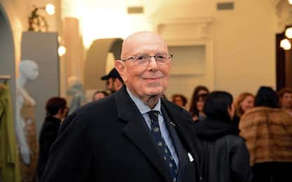 Mario Boselli, ex presidente Camera Moda rapinato in centro a Milano