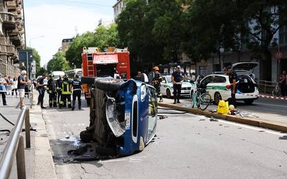 Milano, un’altra ciclista travolta: 42enne gravissima dopo incidente