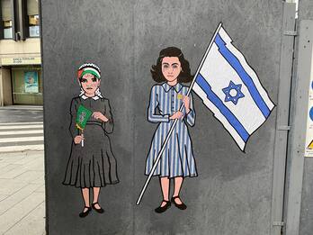Milano, murale con Anna Frank che piange di fianco a bimba palestinese