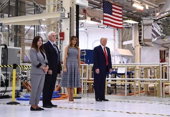 (L-R) Karen Pence, US Vice President Mike Pence, First Lady Melania Trump and US President Donald Trump arrive at the Kennedy Space Center in Florida on May 27, 2020. - US President Donald Trump travels to Florida to see the historic first manned launch of the SpaceX Falcon 9 rocket with the Crew Dragon spacecraft, the first to launch from Cape Canaveral since the end of the space shuttle program in 2011. (Photo by Brendan Smialowski / AFP) (Photo by BRENDAN SMIALOWSKI/AFP via Getty Images)