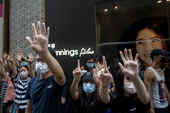 HONG KONG, CHINA - MAY 27: Hong Kong protesters rally against China's national security law at Mongkok district on May 27, 2020 in Hong Kong, China. Chinese Premier Li Keqiang said on Friday during the National People's Congress that Beijing would establish a sound legal system and enforcement mechanism for safeguarding national security in Hong Kong.(Photo by Billy H.C. Kwok/Getty Images)