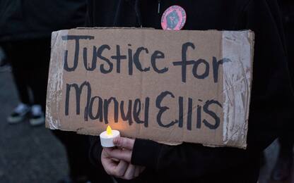 Tacoma: veglia per Manuel Ellis, morto durante fermo polizia. FOTO