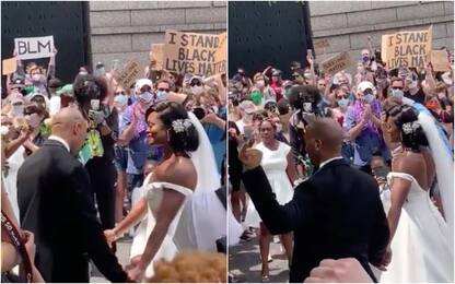 Floyd, a Filadelfia neo sposi festeggiano con i manifestanti. VIDEO