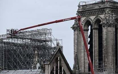 Parigi, Notre Dame: al via operazioni smontaggio impalcature. FOTO