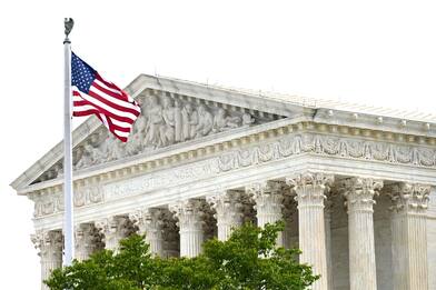 Usa, la Corte Suprema: vietato licenziare qualcuno perché gay o trans