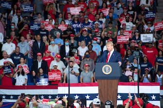 epa08499458 US President Donald J. Trump speaks during a rally inside the Bank of Oklahoma Center in Tulsa, Oklahoma, USA, 20 June 2020. The campaign rally is the first since the COVID-19 pandemic locked most of the country down in March 2020.  EPA/ALBERT HALIM