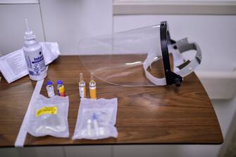 BELO HORIZONTE, BRAZIL - JUNE 23: Medicines and masks in the ICU of Mater Dei hospital amid the coronavirus (COVID-19) pandemic on June 23, 2020 in Belo Horizonte, Brazil. Brazil has over 1.000,000 confirmed positive cases of Coronavirus and has over 50,000 deaths. (Photo by Pedro Vilela/Getty Images)