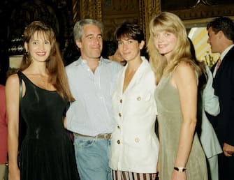 Deborah Blohm, Jeffrey Epstein, Ghislaine Maxwell and Gwendolyn Beck at a party at the Mar-a-Lago club, Palm Beach, Florida, 1995. (Photo by Davidoff Studios/Getty Images)