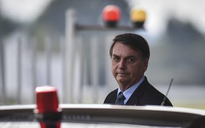 Brasile, record di morti per Covid, ma Bolsonaro è contro il lockdown