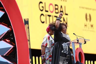 Zindzi, la figlia di Nelson Mandela morta a 59 anni: ignote le cause