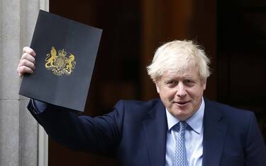 LONDON, ENGLAND - SEPTEMBER 25: UK Prime Minister Boris Johnson leaves 10 Downing Street for Parliament on September 25, 2019 in London, England. Yesterday the Supreme Court ruled that the Government's prorogation of Parliament was unlawful. Parliament will re-convene this morning at 11.30am cutting short both the Labour Conference and the Prime Minister's trip to the United Nations General Assembly. (Photo by Hollie Adams/Getty Images)