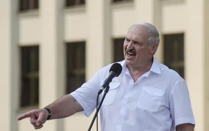 Bielorussia, Lukashenko dispiega esercito a confini occidentali