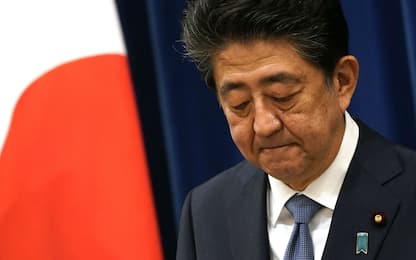 Giappone, il premier Shinzo Abe si è dimesso