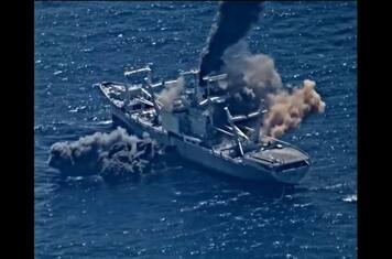 Nave dismessa Usa colpita e affondata in esercitazione militare. VIDEO