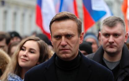 Navalny, bottiglia avvelenata in hotel. Lega vota no a risoluzione PE