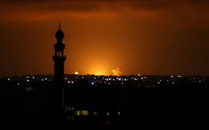 Medio Oriente: altri razzi da Gaza, Israele bombarda la Striscia
