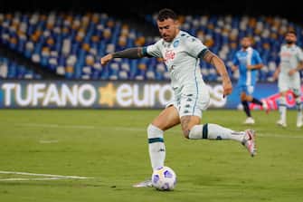 NAPLES, ITALY - SEPTEMBER 11: Andrea Petagna of SSC Napoli during the    match between Napoli v Pescara at the Stadio San Paolo on September 11, 2020 in Naples Italy (Photo by Ciro de Luca/Soccrates Images/Getty Images)