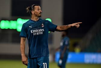 TALLAGHT, IRELAND - SEPTEMBER 17: Zlatan Ibrahimovic looks on during the UEFA Europa League second qualifying round match between Shamrock Rovers and AC Milan at Tallaght Stadium on September 17, 2020 in Tallaght, Ireland. (Photo by Charles McQuillan/Getty Images)