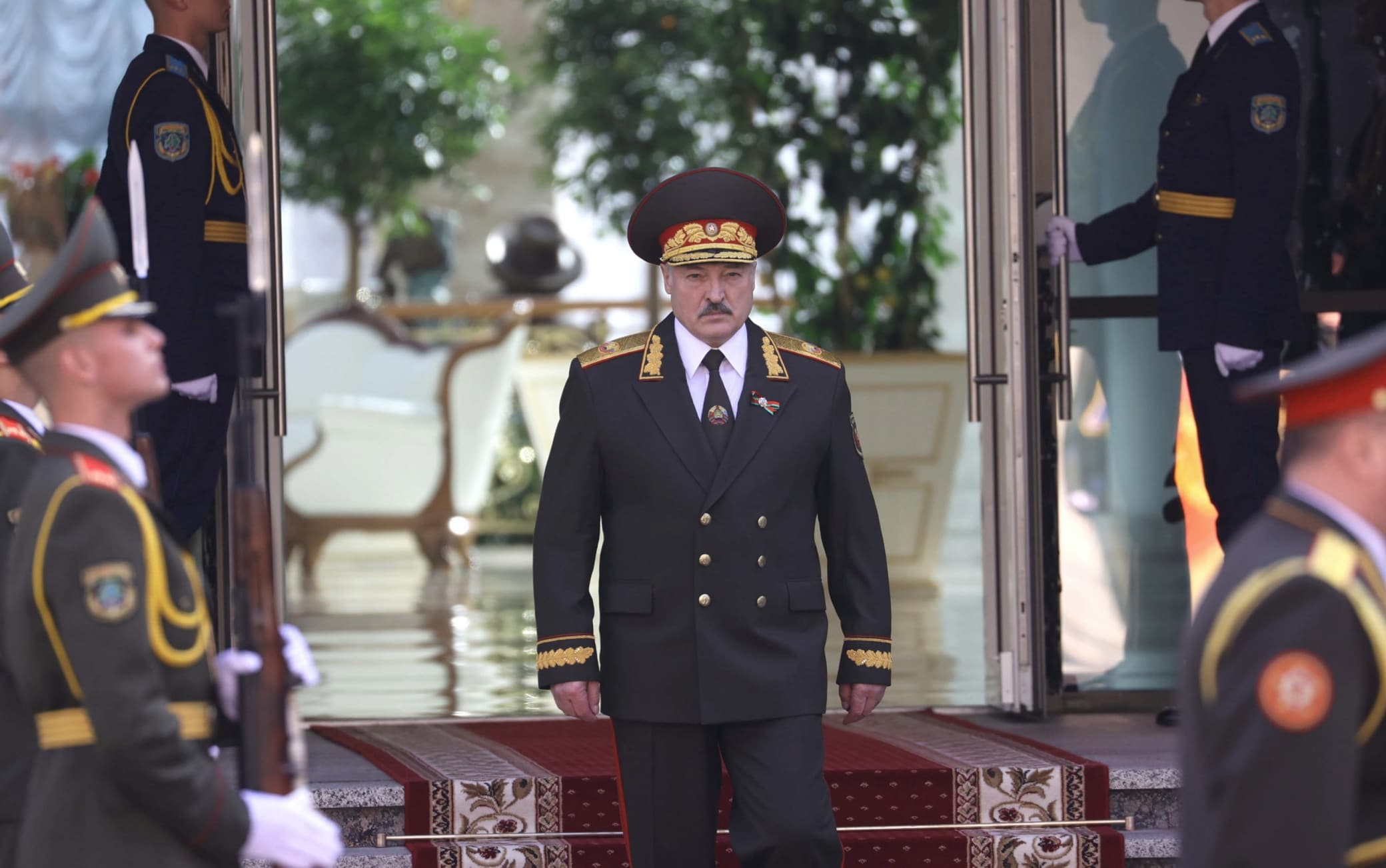 Un momento del giuramento di Alexander Lukashenko a Minsk alexander lukashenko