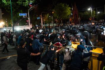 Thailandia, proteste contro il governo: proclamato stato d'emergenza