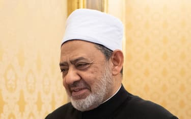 Professore decapitato, condanna dell'Imam di Al-Azhar: atto criminale